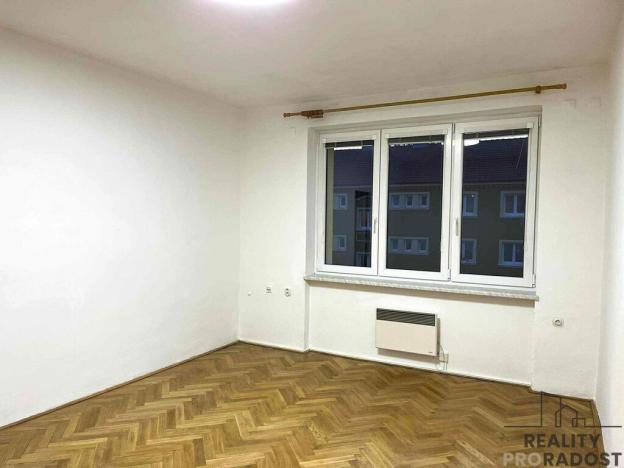 Pronájem bytu 2+1, Moravský Krumlov, Husova, 48 m2