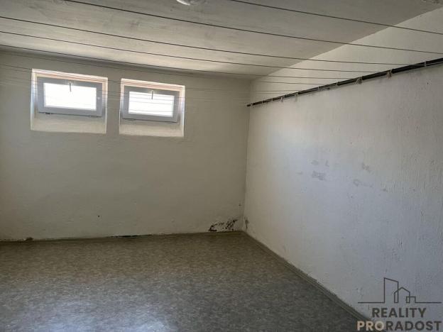 Pronájem bytu 2+1, Moravský Krumlov, Husova, 48 m2
