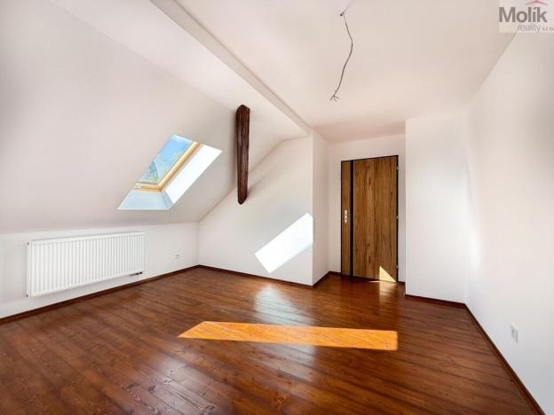 Pronájem bytu 1+1, Osek, Tovární, 42 m2