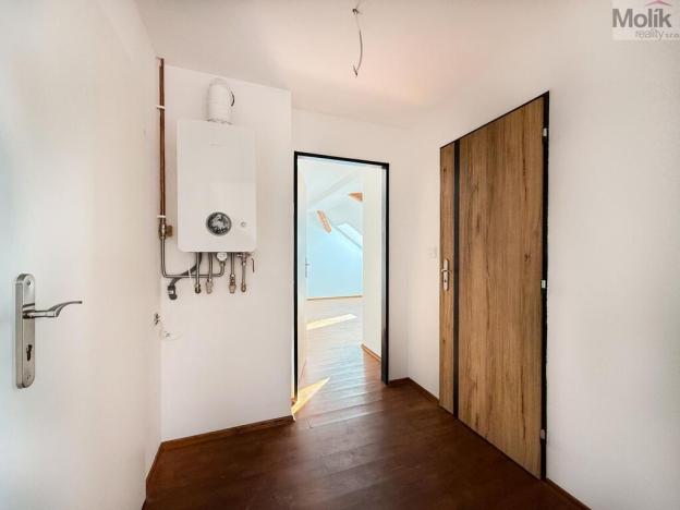 Pronájem bytu 1+1, Osek, Tovární, 42 m2