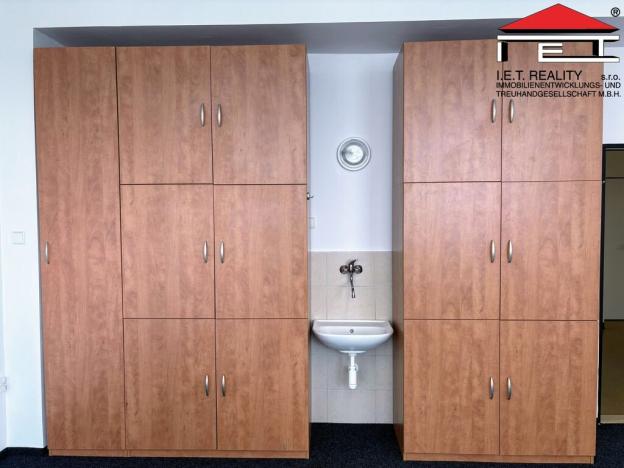 Pronájem kanceláře, Brno, Kroftova, 30 m2