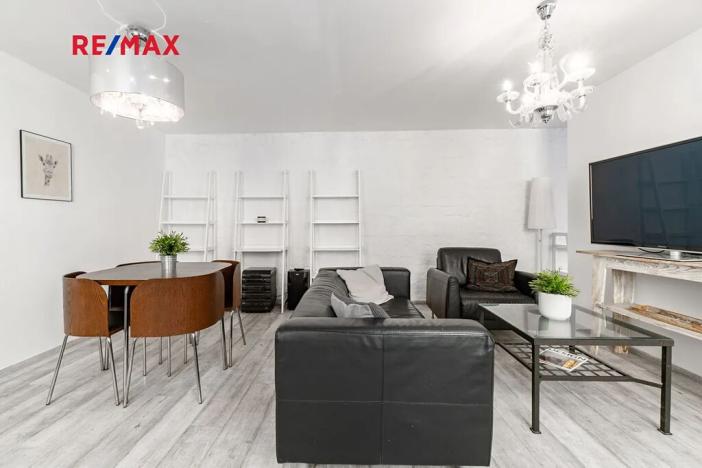 Prodej obchodního prostoru, Praha - Karlín, Pernerova, 128 m2