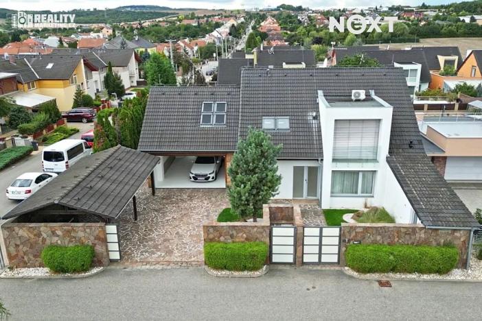 Prodej rodinného domu, Moravany, V Jámách, 382 m2