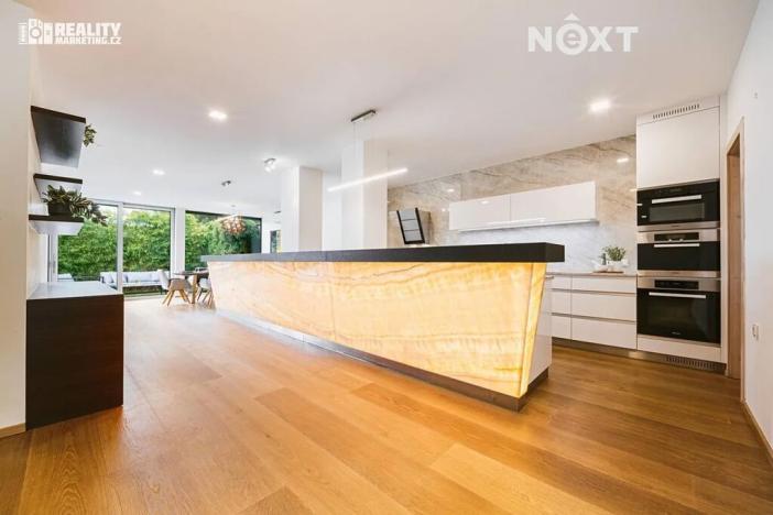 Prodej rodinného domu, Moravany, V Jámách, 382 m2