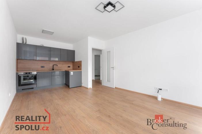 Pronájem bytu 2+kk, Pardubice - Zelené Předměstí, Smilova, 58 m2