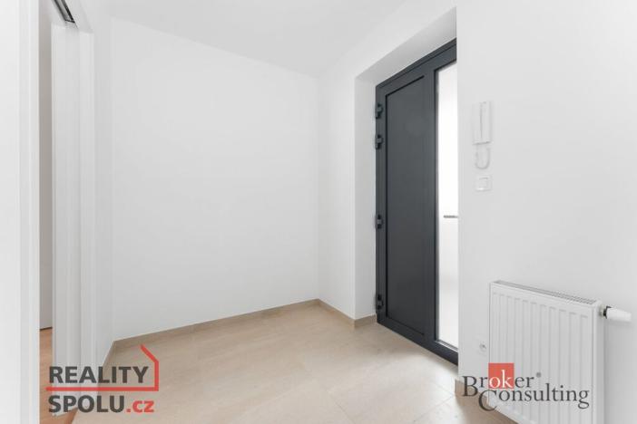 Pronájem bytu 2+kk, Pardubice - Zelené Předměstí, Smilova, 58 m2