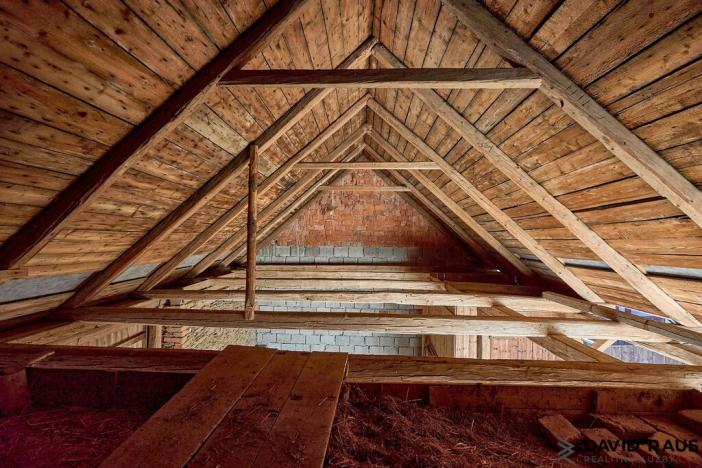 Prodej rodinného domu, Kořenec, 601 m2