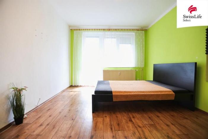 Prodej bytu 3+1, Nové Hrady, Zahradní čtvrť, 71 m2