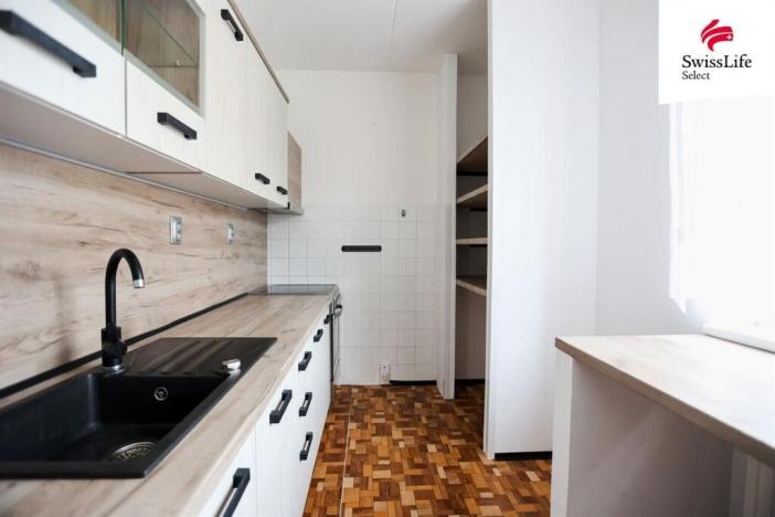 Prodej bytu 3+1, Nové Hrady, Zahradní čtvrť, 71 m2