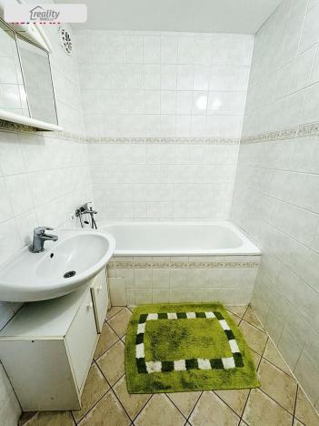Prodej bytu 4+1, Praha - Řepy, Vondroušova, 86 m2