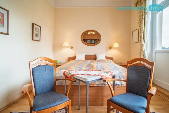 Prodej bytu 1+1, Mariánské Lázně, Hlavní třída, 35 m2