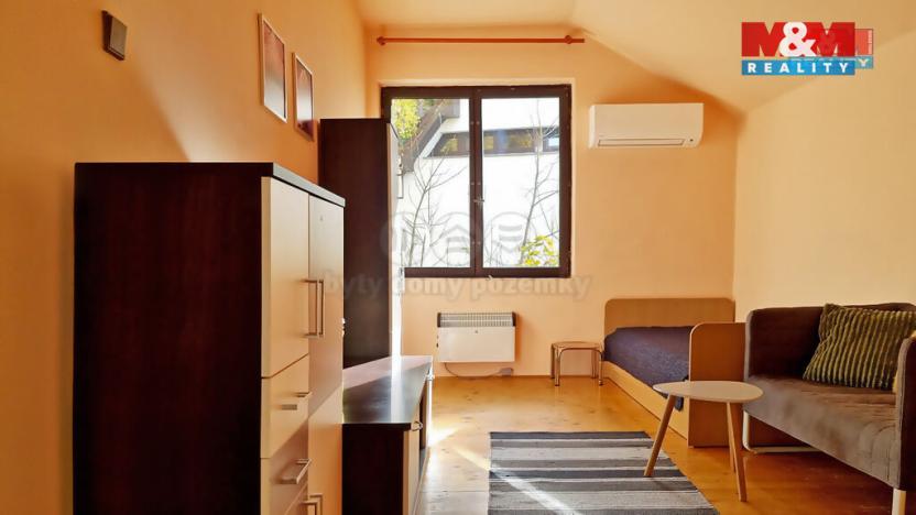 Pronájem bytu 1+1, Karlovy Vary - Hůrky, K Letišti, 63 m2