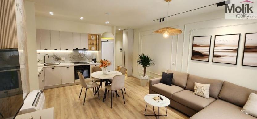 Prodej bytu 3+kk, Drač, 71 m2