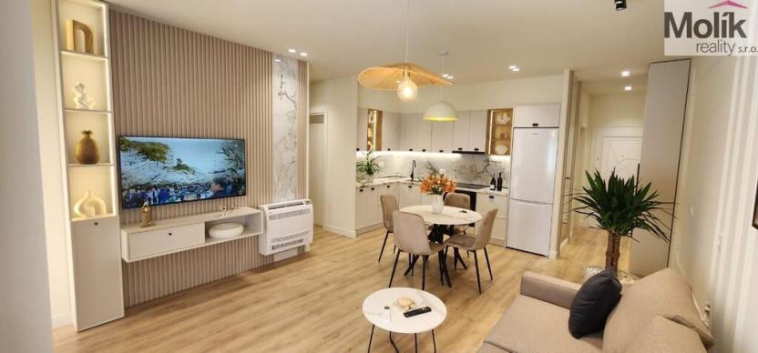 Prodej bytu 3+kk, Drač, 71 m2