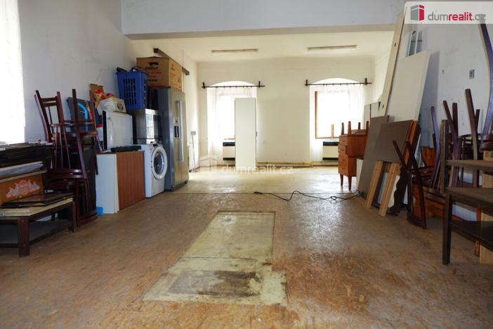 Pronájem skladu, Louňovice pod Blaníkem, U Pivovaru, 107 m2