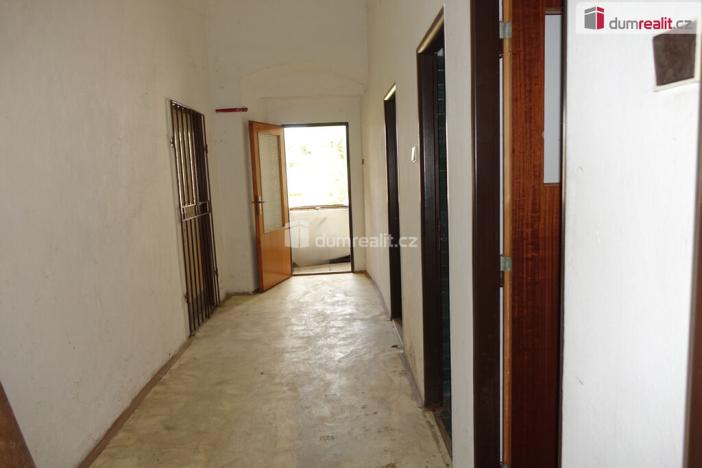 Pronájem skladu, Louňovice pod Blaníkem, U Pivovaru, 107 m2