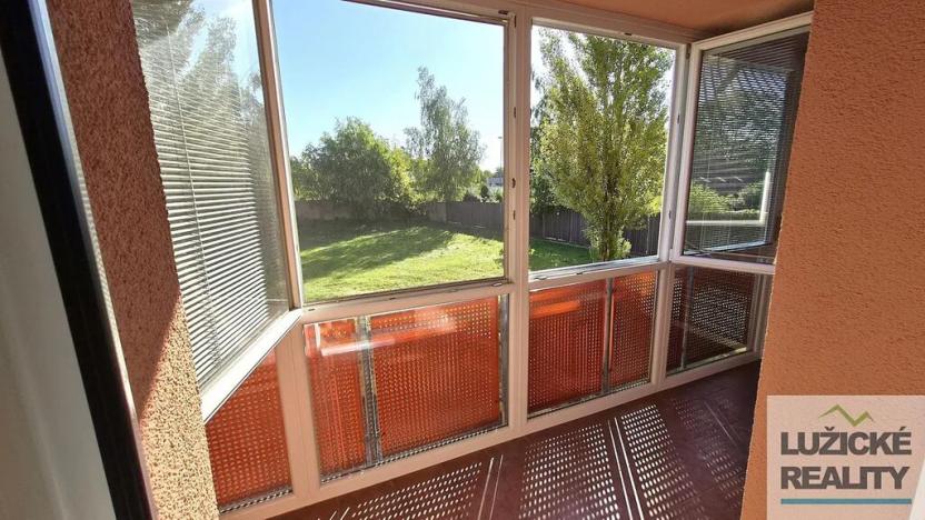 Prodej bytu 2+kk, Praha - Horní Počernice, V javorech, 42 m2