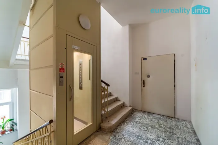 Prodej bytu 3+1, Mariánské Lázně, Anglická, 105 m2