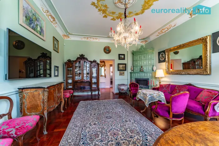 Prodej bytu 3+1, Mariánské Lázně, Anglická, 105 m2