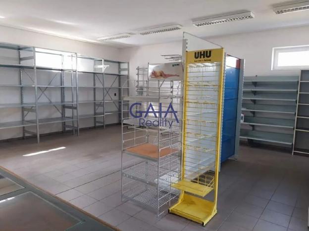 Pronájem obchodního prostoru, Louka, 597 m2