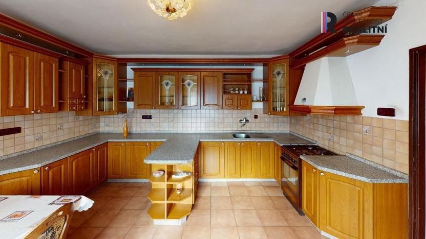 Prodej rodinného domu, Šindelová, 550 m2