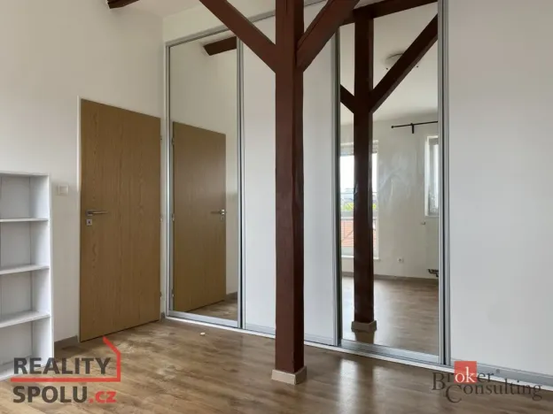 Pronájem bytu 2+kk, Opava - Předměstí, náměstí Slezského odboje, 54 m2