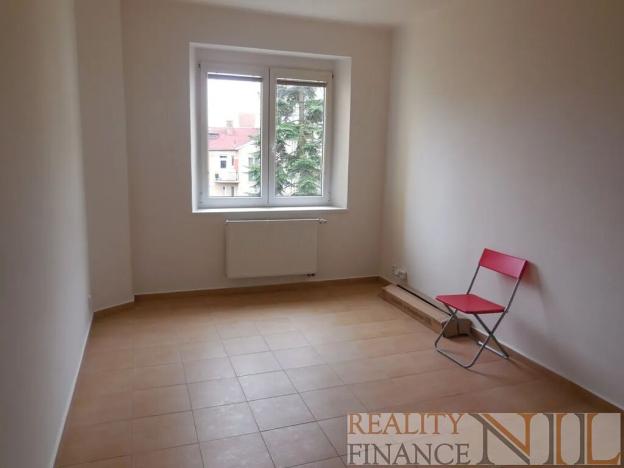 Pronájem bytu 1+kk, Plzeň, Kostelní, 27 m2