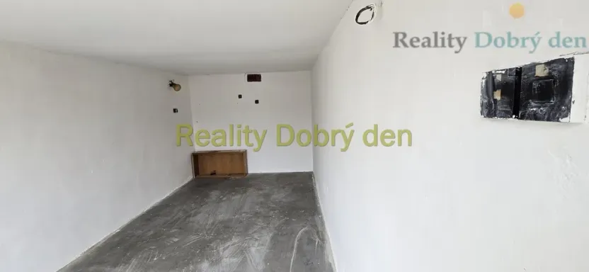 Pronájem garáže, Opava, Bochenkova, 20 m2