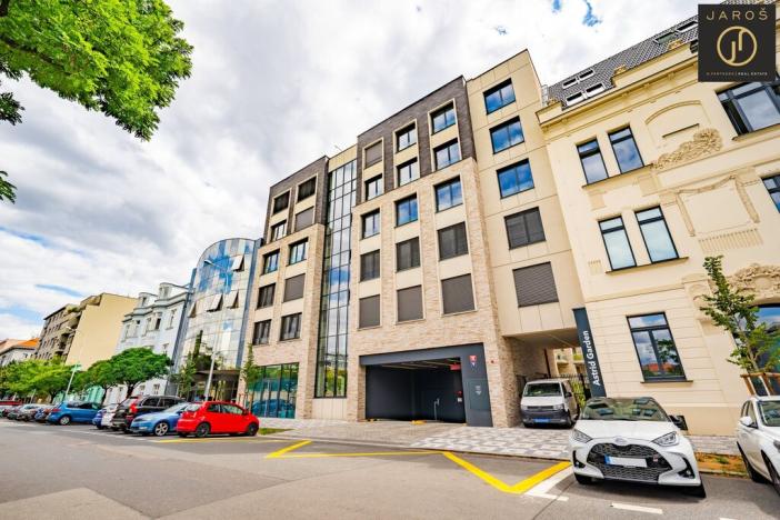 Prodej bytu 2+kk, Praha - Holešovice, U průhonu, 47 m2