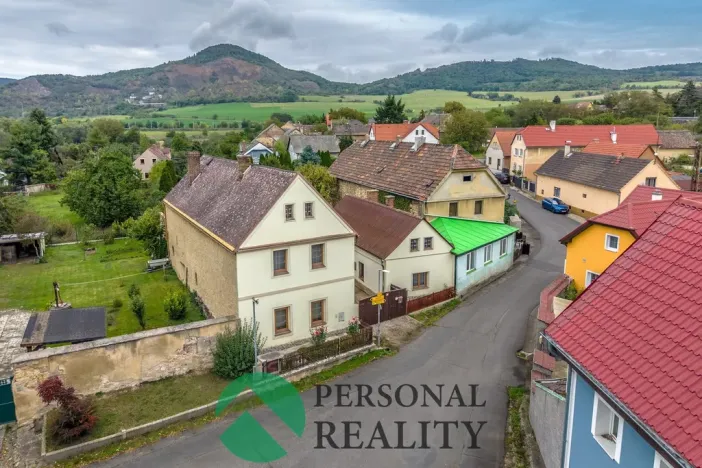 Prodej rodinného domu, Libochovany, 270 m2