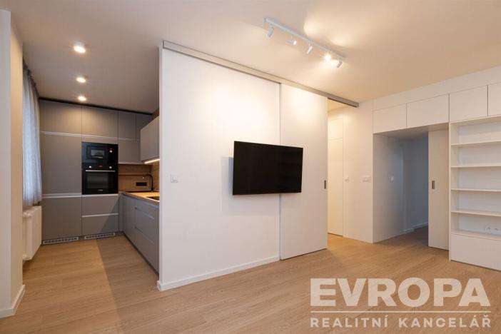 Pronájem bytu 2+kk, Vrchlabí, Slovanská, 57 m2