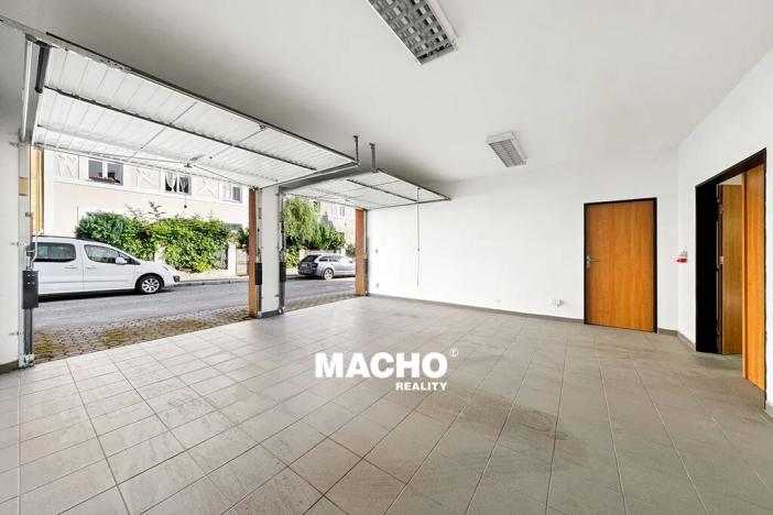 Pronájem skladu, Praha - Michle, Na dědinách, 83 m2