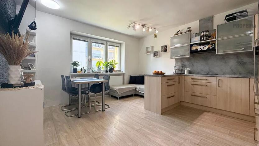 Prodej bytu 3+kk, Slavkov u Brna, sídliště Nádražní, 73 m2