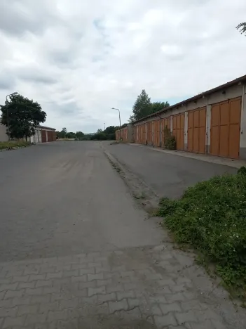 Pronájem skladu, Chodová Planá, Pohraniční stráže, 3892 m2
