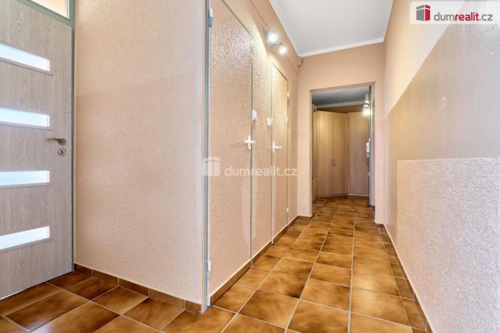 Prodej bytu 2+1, Hroznětín, Sídliště, 59 m2