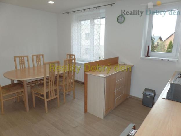 Pronájem bytu 2+1, Opava, Přerovecká, 67 m2