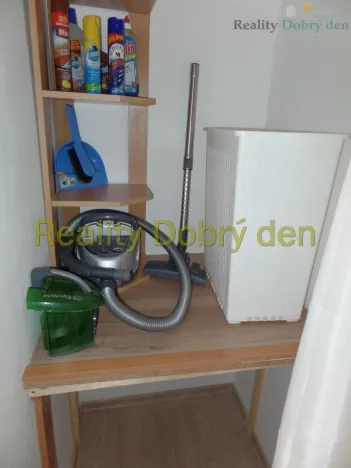 Pronájem bytu 2+1, Opava, Přerovecká, 67 m2