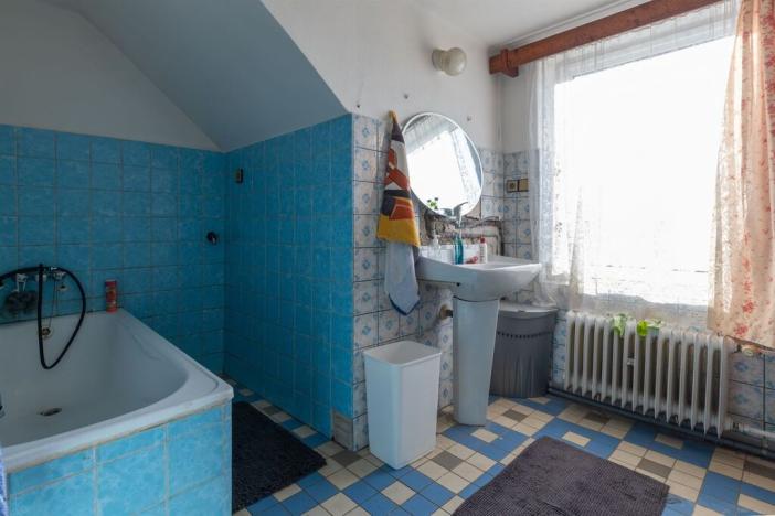 Prodej rodinného domu, Pchery - Humny, Husova, 180 m2