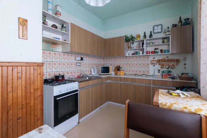 Prodej rodinného domu, Pchery - Humny, Husova, 180 m2