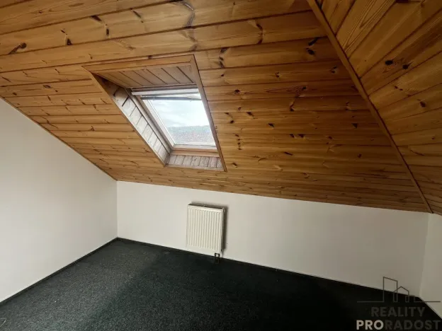 Prodej apartmánu, Podhradní Lhota, 160 m2