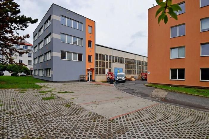 Pronájem komerční nemovitosti, Praha - Radotín, Vrážská, 136 m2