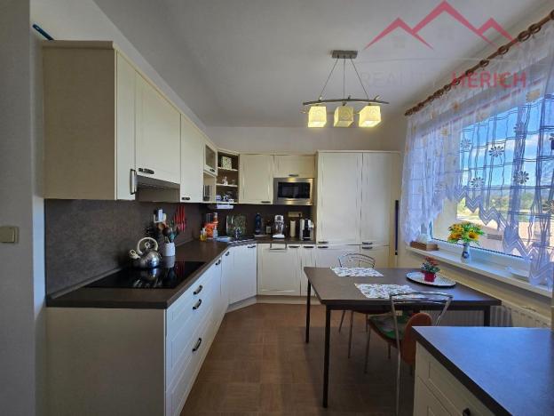 Prodej bytu 4+1, Jirkov, 92 m2