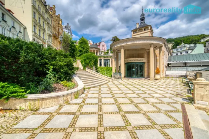 Prodej atypického bytu, Karlovy Vary, Zámecký vrch, 301 m2