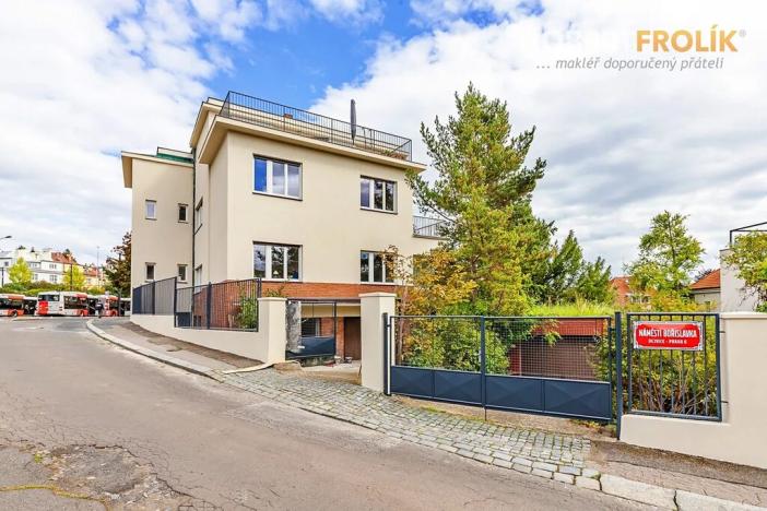 Pronájem bytu 4+1, Praha - Dejvice, Kladenská, 125 m2