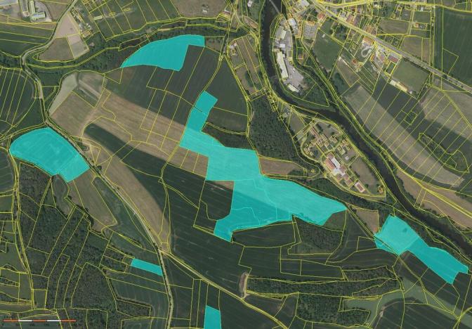 Prodej pole, Kozlov, 185623 m2