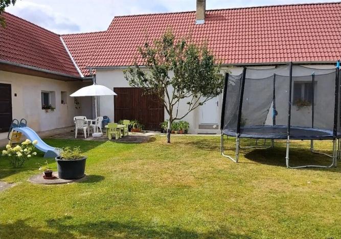 Pronájem bytu 1+kk, Zálší, 29 m2