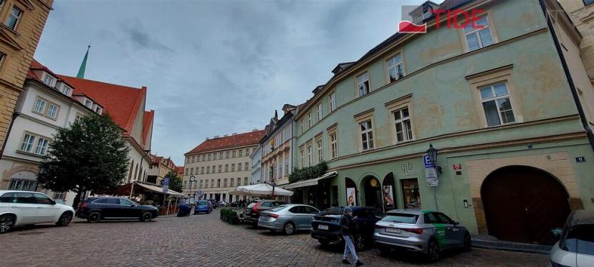 Pronájem bytu 1+1, Praha, Betlémské náměstí, 41 m2
