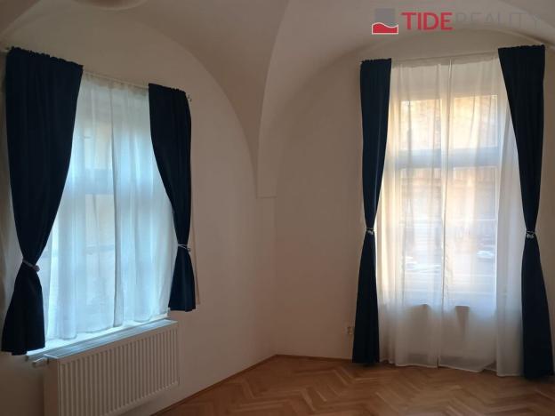 Pronájem bytu 1+1, Praha, Betlémské náměstí, 41 m2