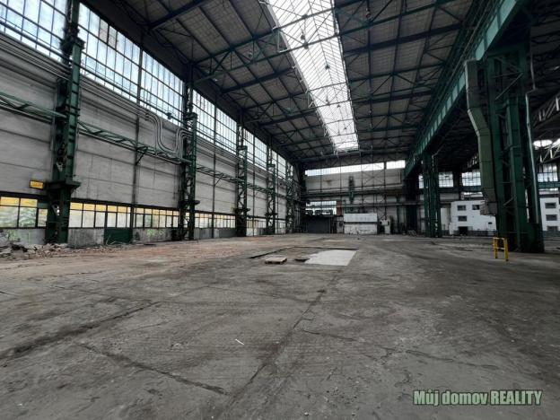 Pronájem skladu, Praha - Libeň, Lisabonská, 2400 m2