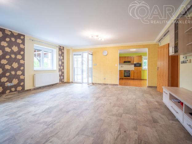 Pronájem vícegeneračního domu, Divišov, K Vodojemu, 267 m2